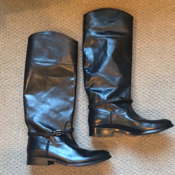 Meet your Posher, Kimberly - Picture 2 of 3